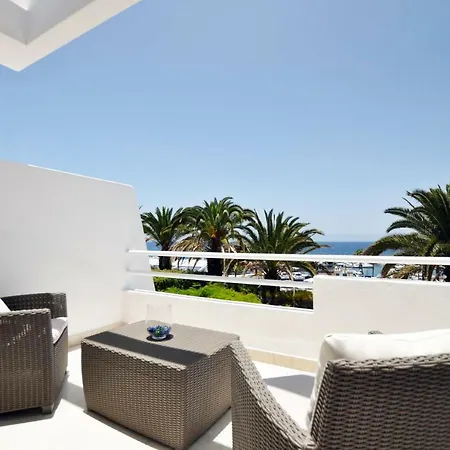 Apartmán Townhouse On The 1st Line By Altamarhomes *