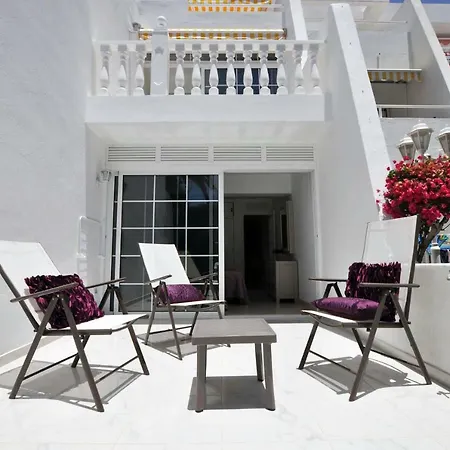 Townhouse On The 1st Line By Altamarhomes * أذيخي