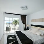 Townhouse On The 1st Line By Altamarhomes Lägenhet